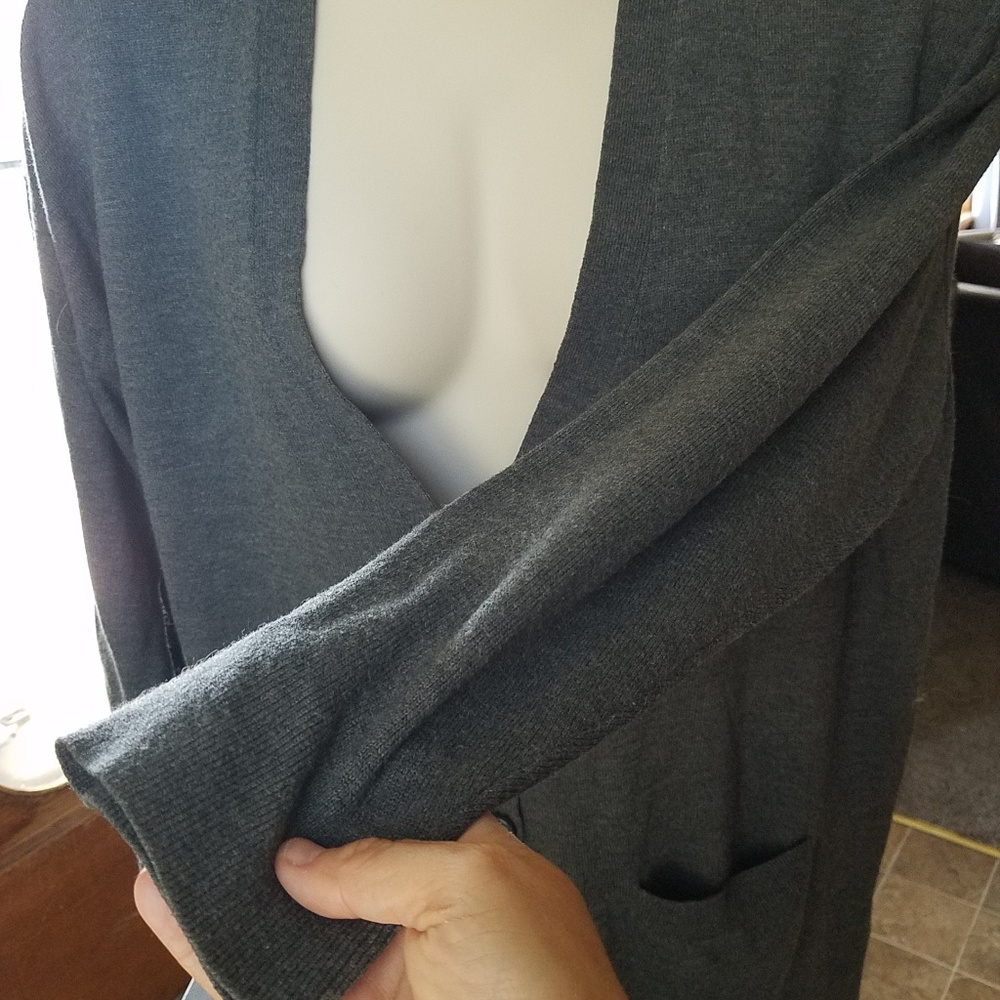 Sweater - Picture 4 of 5